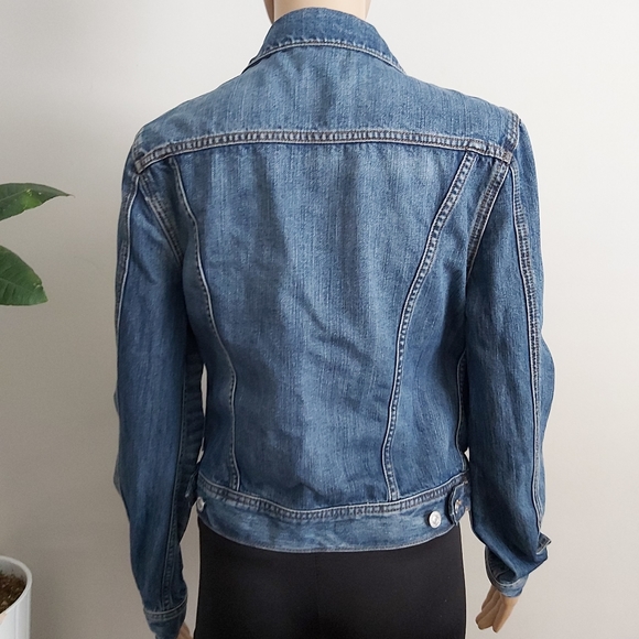 Aritzia Talula blue denim crop jean jacket - Picture 7 of 14